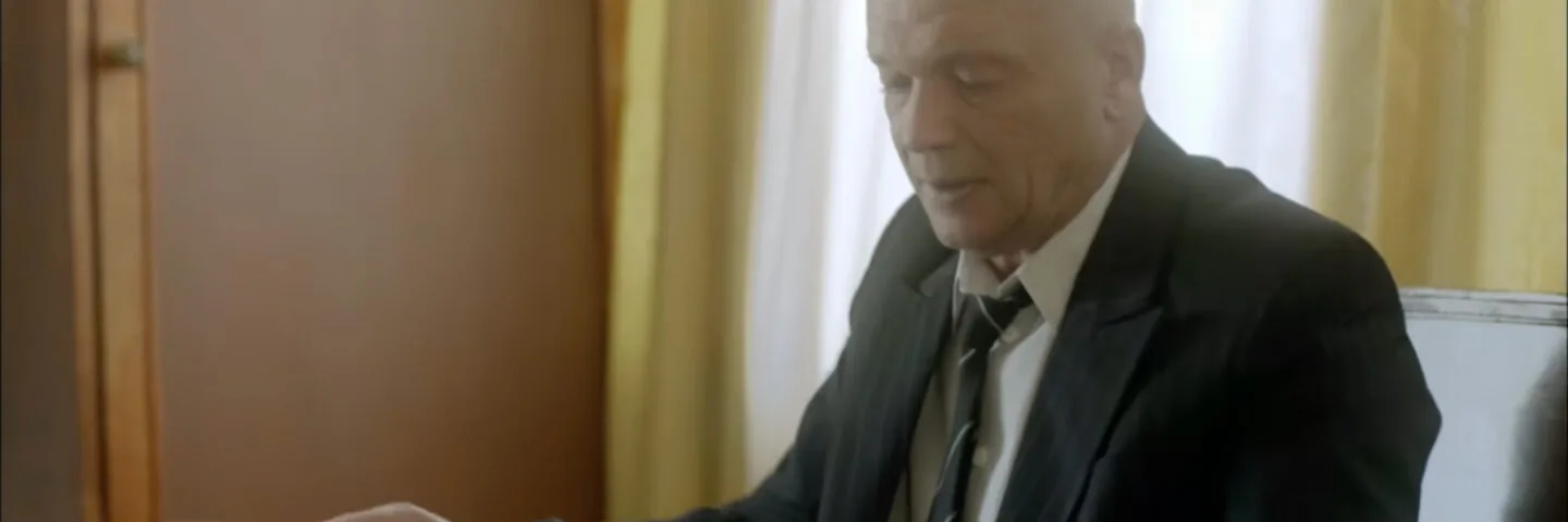 Кадр из 1 серии 1 сезона