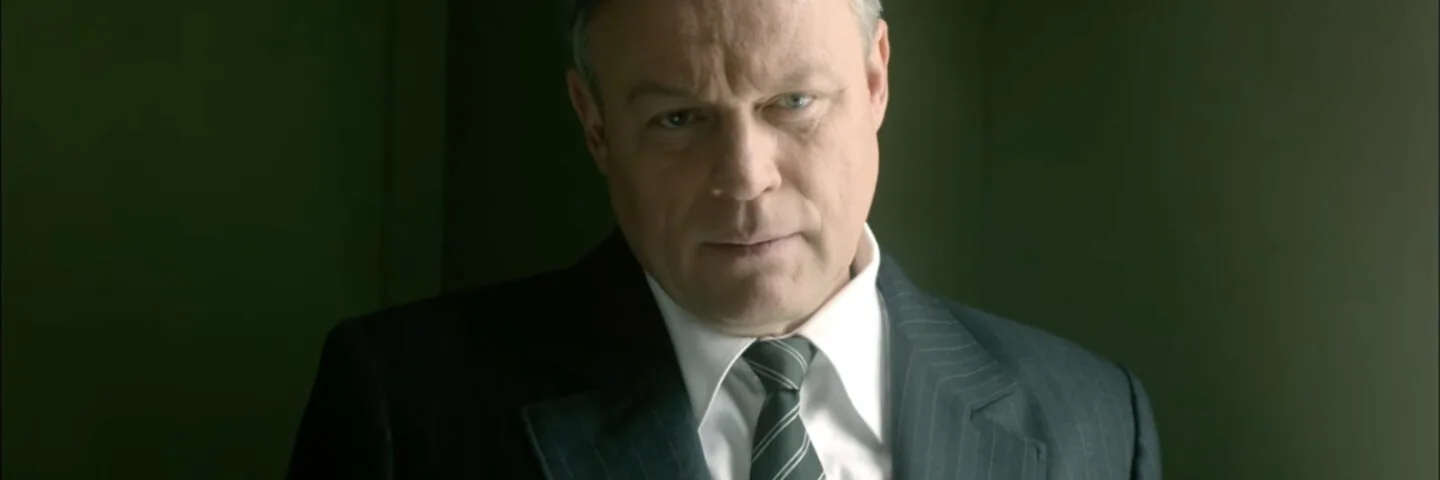 Кадр из 8 серии 1 сезона